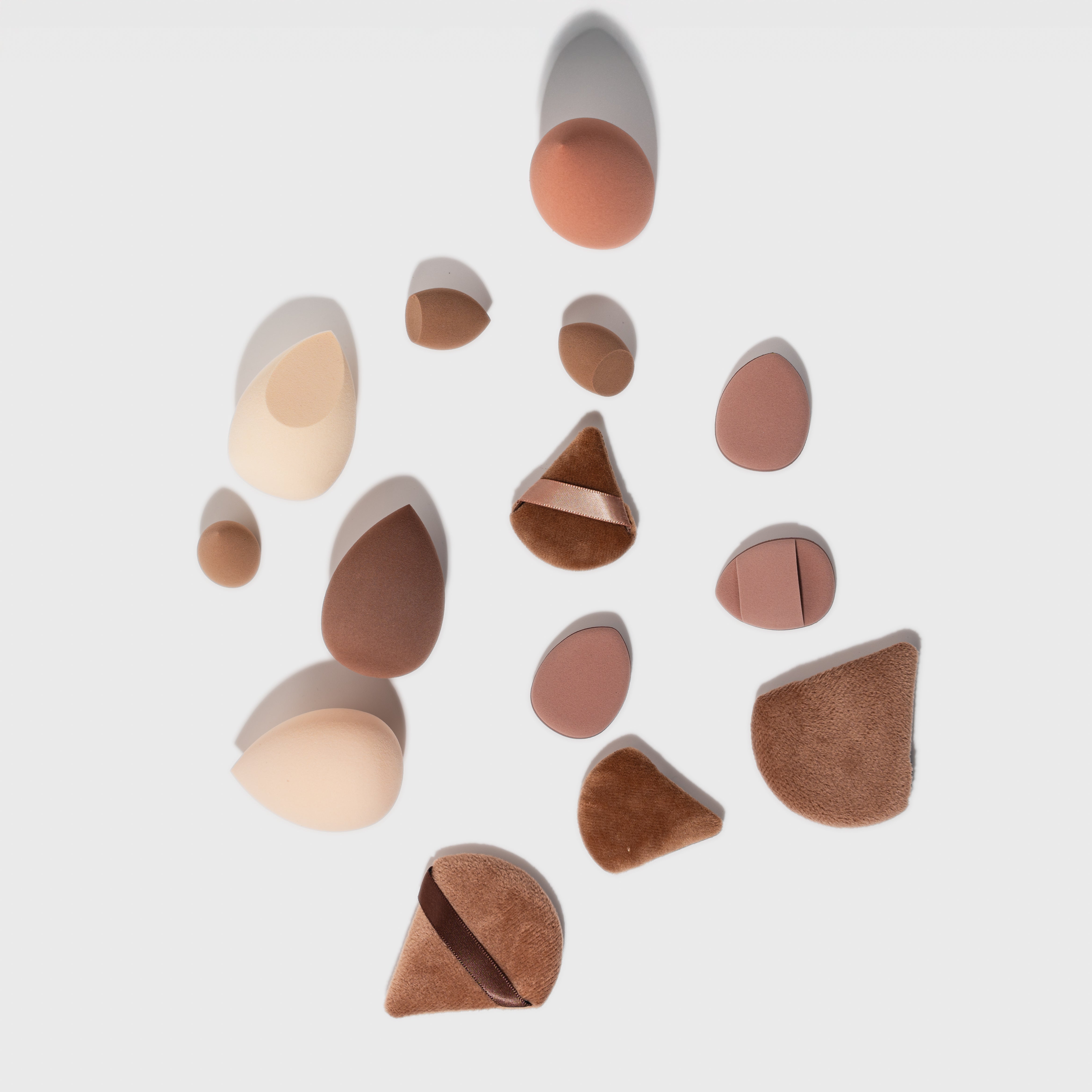 12 pcs of Makeup Sponge set with Jar